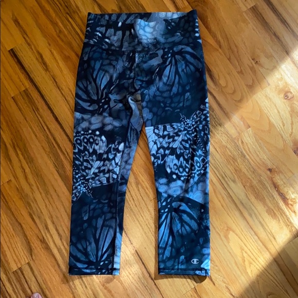 Grey / black butterfly crop leggings - Picture 1 of 5